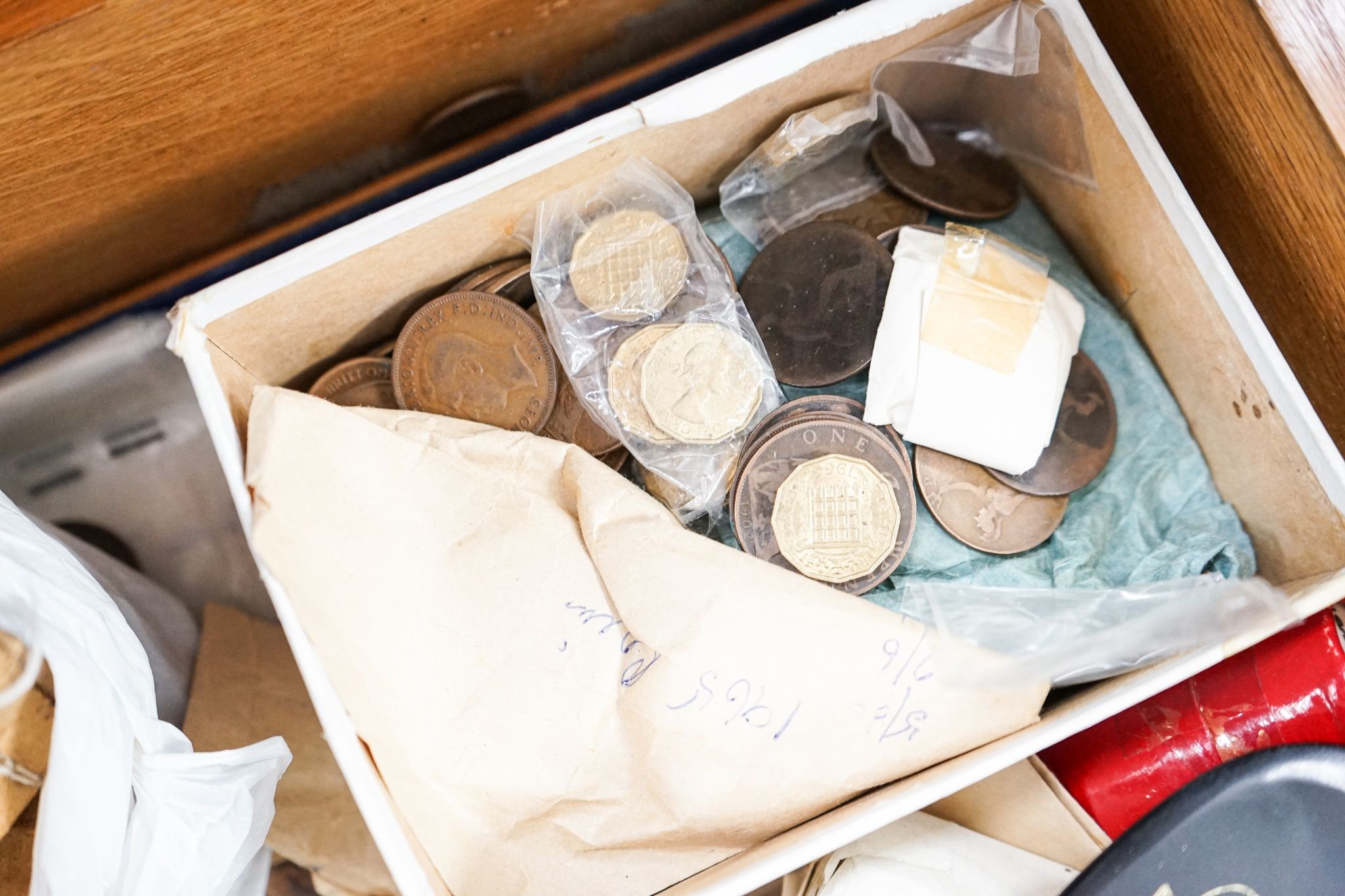 A large collection of Queen Victoria to Queen Elizabeth II farthings, half pennies, pennies and crowns including 1967 halfpennies with broad rim